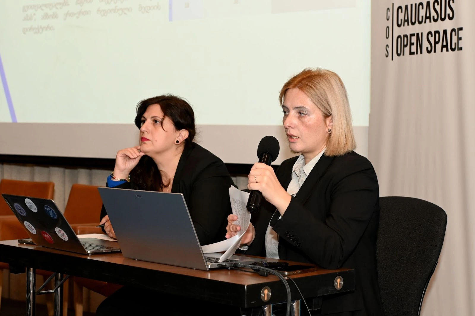 მშვიდობიანი აქციის ძალადობრივი  დაშლისას სამართალდამცავებმა მედიის წარმომადგენლებს უკანონოდ ხელი შეუშალეს და ფიზიკურად გაუსწორდნენ 