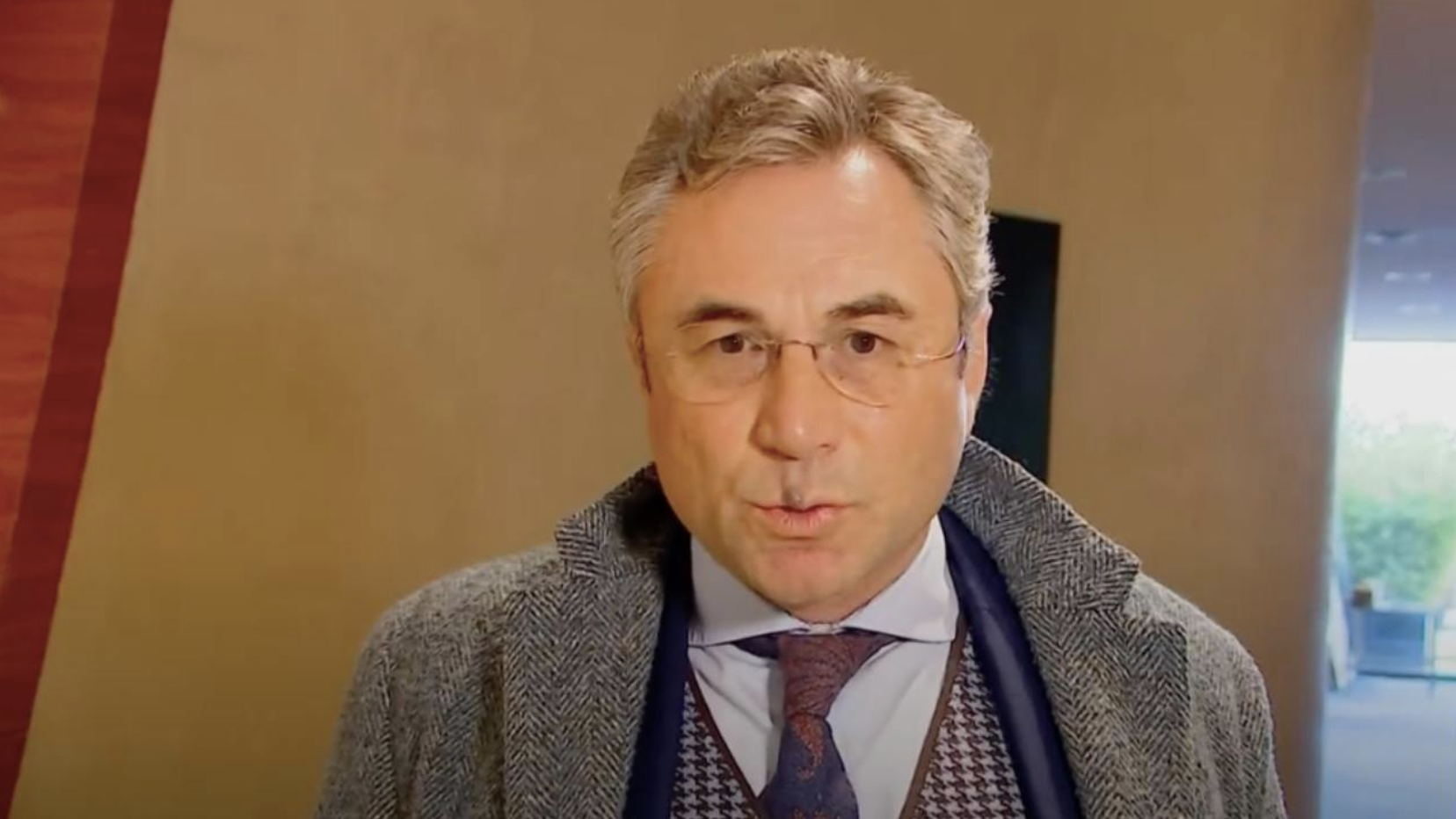 ტელეკომპანია “იმედის” ყოფილმა მფლობელმა ირაკლი რუხაძემ “ფორმულას” ჟურნალისტს სიტყვიერი შეურაცხყოფა მიაყენა